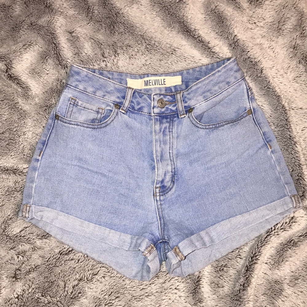 Brandy Melville shorts